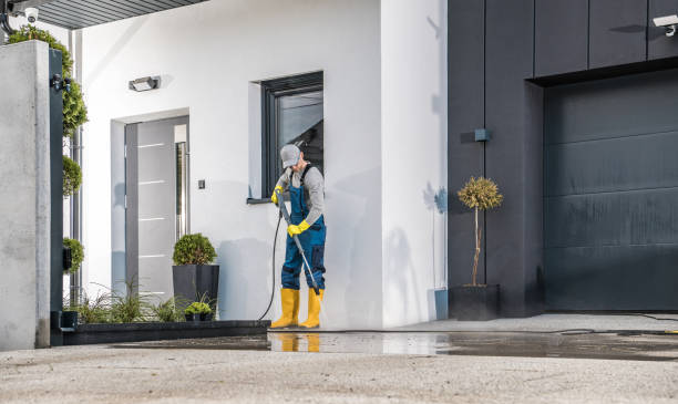 Professional  Pressure Washing Services in Claymont, DE